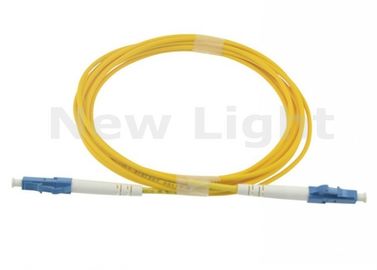 3M LC UPC Single Mode Serat Optik Jumper Kabel Simplex 3.0mm Diameter Untuk LAN