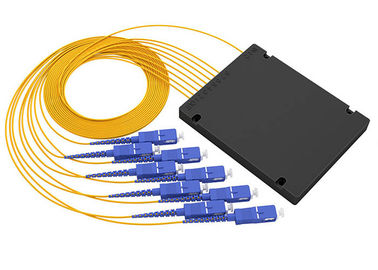 Digital Pasif PLC Fiber Optic Splitter 1x8 Jenis Kotak ABS Dengan Konektor SC / PC