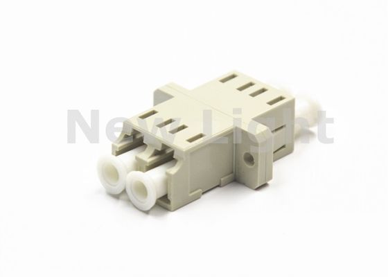 Beli Adaptor Serat Optik LC Warna Putih dengan Flange ABS Material SC Adaptor untuk Koneksi Presisi online manufacture