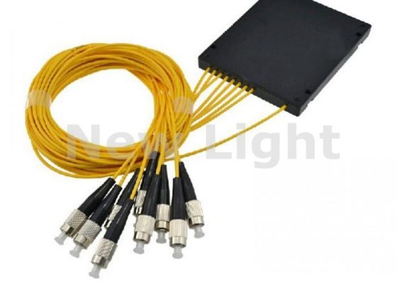 Beli 1x8 PLC Fiber Optic Splitter Mode Tunggal dengan FC UPC Connector untuk Jaringan FTTH dan PON online manufacture