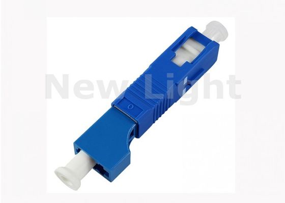 Beli Adaptor serat optik mode tunggal SC-LC dengan flange persegi putar bulat dan kehilangan sisipan rendah online manufacture