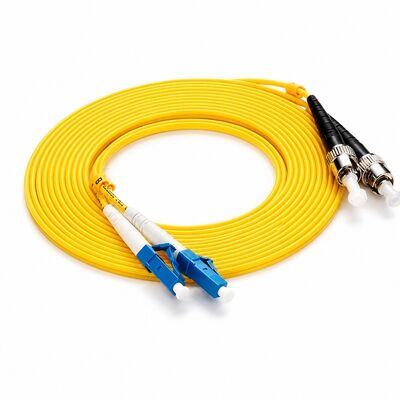 Beli ISO CE RoHS TIA EIA Sertifikasi Mode Tunggal OS2 Fiber Optic Patch Cord dengan Konektor SC LC FC ST online manufacture