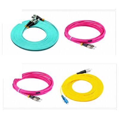 Beli Kuncir Serat Optik SC APC Tahan Dalam Ruangan Luar Ruangan dengan Jaket LSZH Tahan UV dan Serat SM OS2 G652D online manufacture