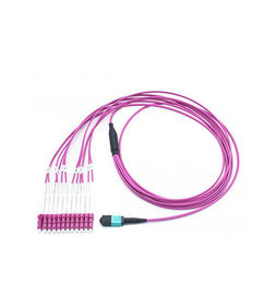 Beli LC MTP / MPO OM4 50/125 Magenta 12 Core Multimode Kabel Serat Optik Bahan LSZH online manufacture