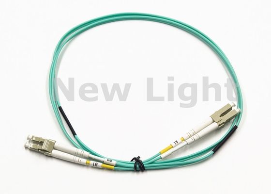 Green 1 Meter LC-LC Single Mode Optical Fiber Patch Cord untuk koneksi jaringan berkecepatan tinggi
