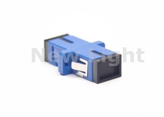 Warna Biru SC Single Mode Simplex Adaptor Serat Optik untuk Serat Ke Rumah