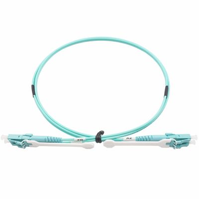 Kabel Patch Fiber Optik Dupleks Multimode Konektor LC Tipe Tarik 40Gb LSZH 2.0mm